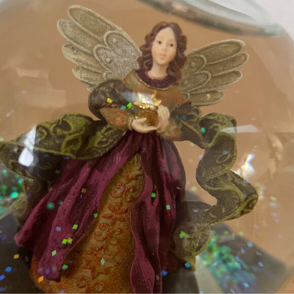 San Francisco Music Box Angel w Star Roses Water Snow Globe The First Noel VIDEO - Picture 5 of 9